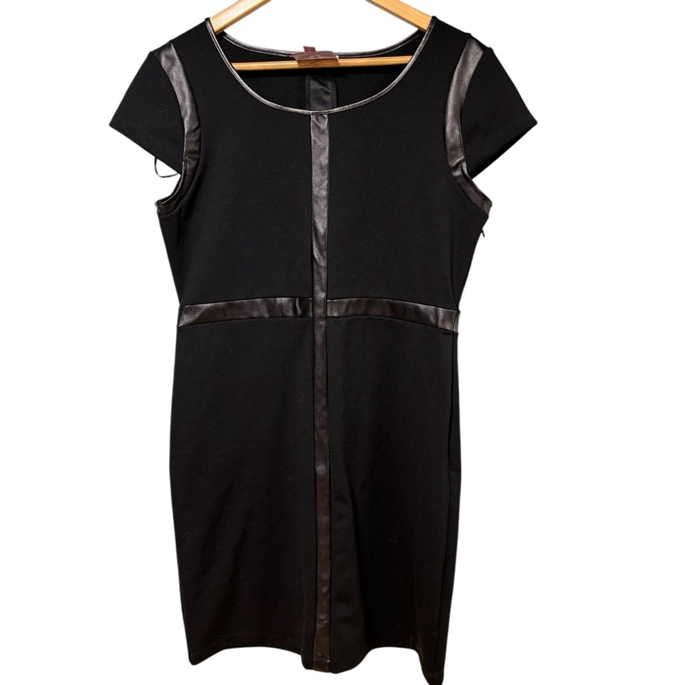 Black Faux Leather Trim‎ Sheath Dress Short Sleeve Scoop Neck  Size M #289